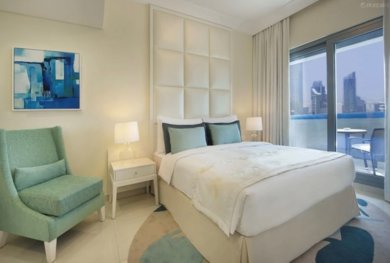 ���Ƶ�ͷ��Ҿ�