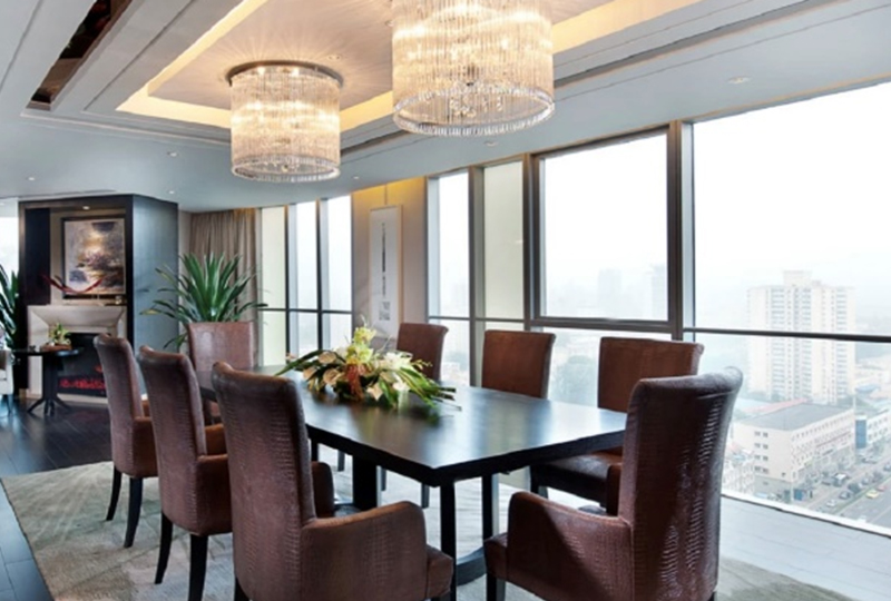 ��װ��լ�Ҿ�